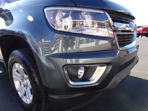 Used 2019 Chevrolet Colorado LT w/ LT Convenience Package image 5