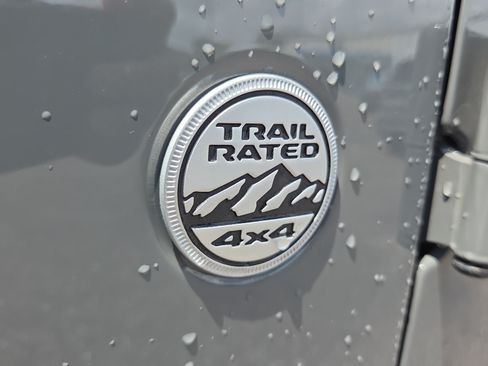 Used 2021 Jeep Wrangler Sport AWD/4WD image 31