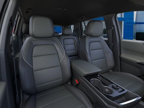 New 2026 Chevrolet Equinox LT w/ Convenience Package II FWD image 16