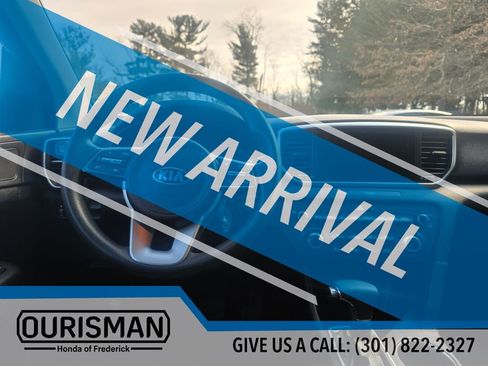 Used 2020 Kia Sportage LX image 12