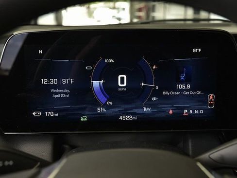 Used 2025 Chevrolet Equinox EV LT image 34