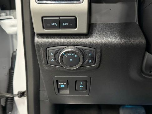 Used 2020 Ford F150 Lariat w/ Equipment Group 502A Luxury image 15