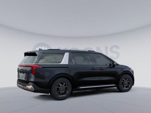 New 2026 Kia Carnival SX image 8