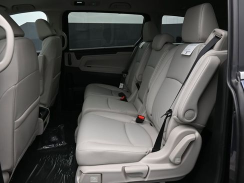 New 2026 Honda Odyssey EX-L image 34