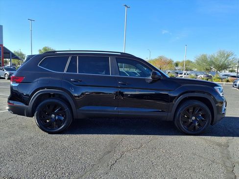 New 2026 Volkswagen Atlas SE image 4