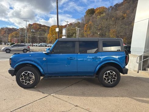 Used 2024 Ford Bronco Outer Banks image 4