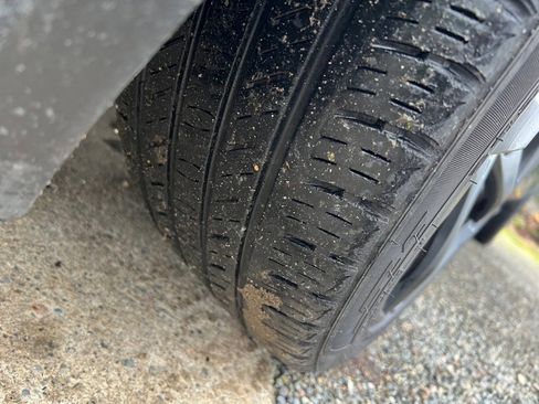 Used 2010 Ford Mustang GT image 30