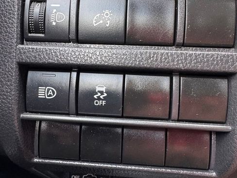 Used 2024 Toyota Tacoma TRD Off-Road AWD/4WD image 23