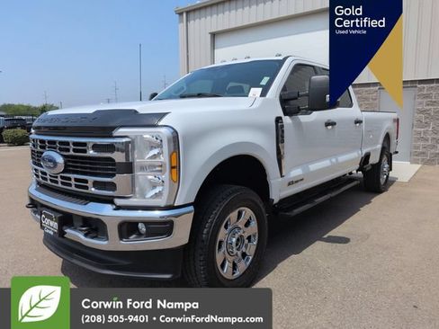 Used 2023 Ford F350 XLT w/ FX4 Off-Road Package AWD/4WD image 9