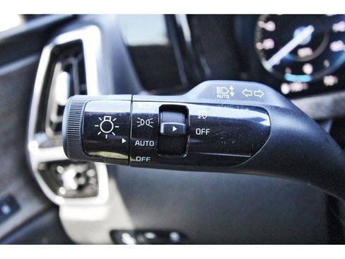 Used 2023 Kia Sorento SX Prestige image 22