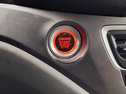 Used 2019 Honda Pilot LX image 11