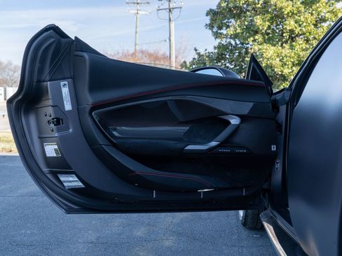 New 2023 Ferrari 296 GTS RWD image 28