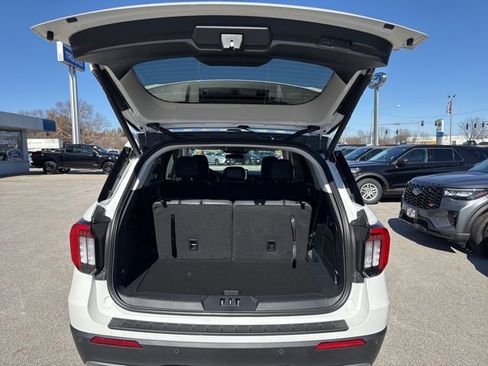 New 2026 Ford Explorer Active w/ Active Comfort Package image 28