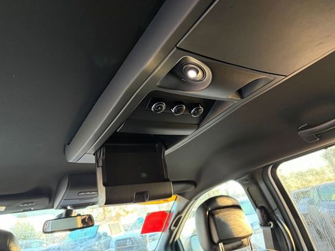 Used 2019 Dodge Grand Caravan GT image 26