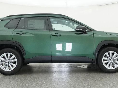 New 2026 Toyota Corolla Cross LE image 27