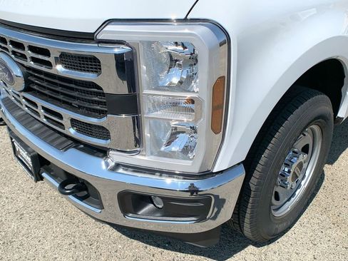 New 2025 Ford F350 XL w/ XL Chrome Package image 12