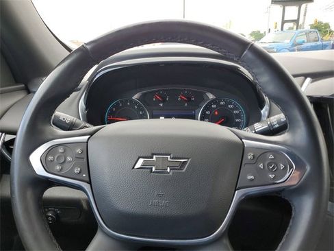 Certified 2023 Chevrolet Traverse RS image 11
