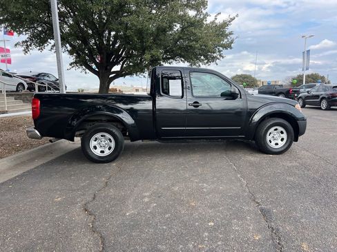 Used 2017 Nissan Frontier S image 8