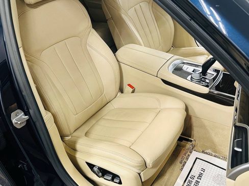 Used 2020 BMW 740i xDrive AWD/4WD image 24