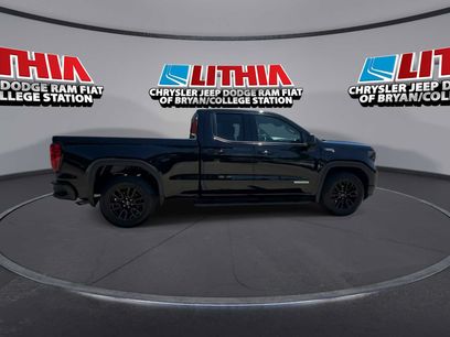 Used 2025 GMC Sierra 1500 Elevation w/ LPO, Elevation Black Package