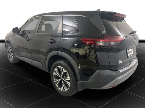 Used 2022 Nissan Rogue SV FWD image 3