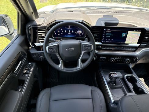 New 2026 Chevrolet Silverado 1500 RST w/ Convenience Package II AWD/4WD image 19