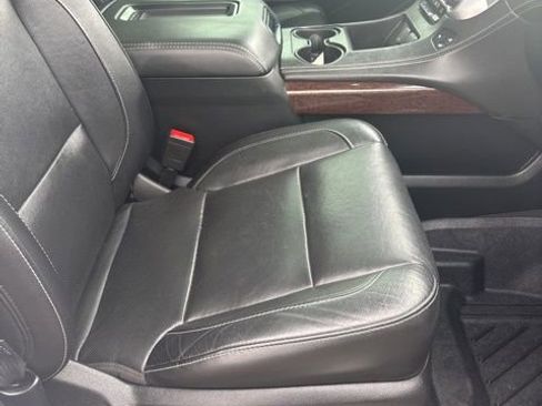Used 2020 GMC Yukon SLT AWD/4WD image 37