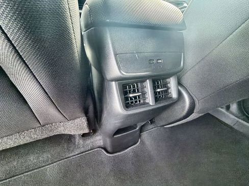 Certified 2026 Chevrolet Equinox LT FWD image 20