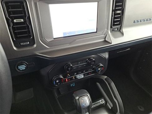 Certified 2023 Ford Bronco Outer Banks image 13