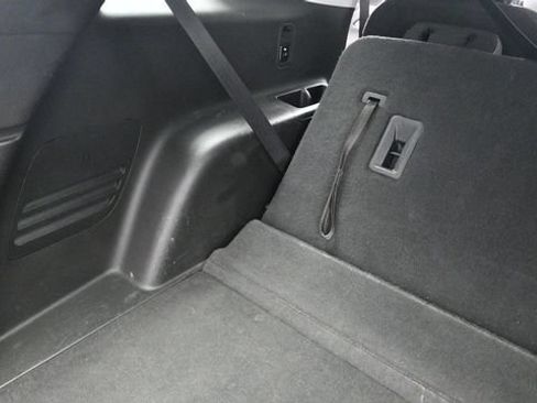 Used 2019 Chevrolet Traverse LT w/ LT Premium Package AWD/4WD image 29