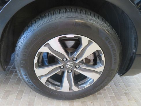 Used 2021 Honda CR-V LX image 10