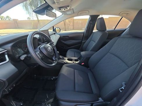 Used 2024 Toyota Corolla LE image 18