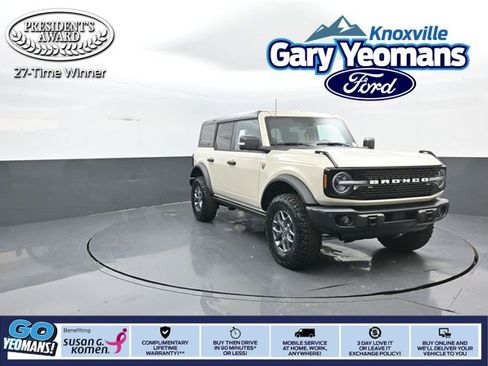 New 2025 Ford Bronco Badlands image 1
