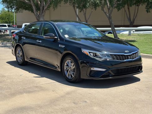 Used 2020 Kia Optima LX image 39