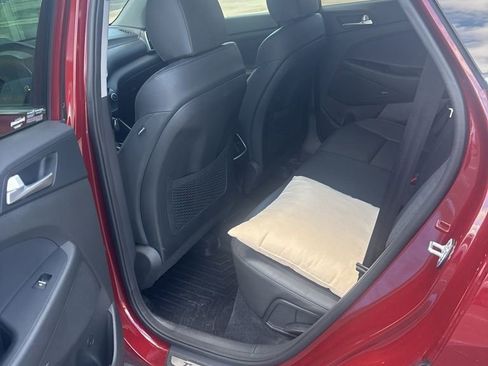 Used 2019 Hyundai Tucson Limited image 8