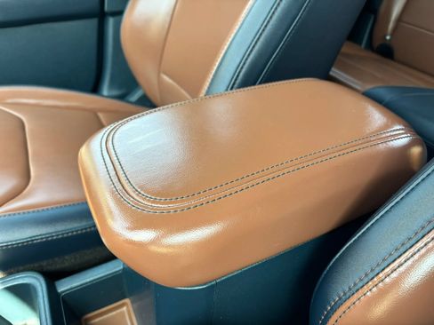 Used 2023 Ford Maverick Lariat w/ Lariat Luxury Package FWD image 42