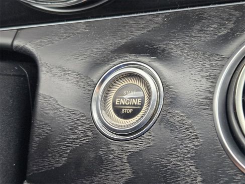 Used 2018 Mercedes-Benz E 300 image 24