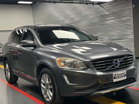 Used 2017 Volvo XC60 T5 w/ Tailgate Package FWD image 4