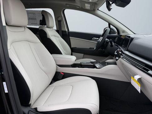 New 2026 Kia Sportage EX image 15