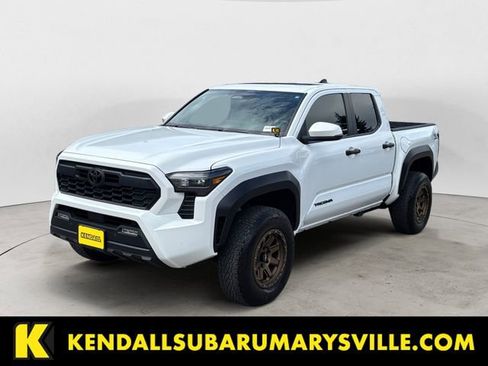 Used 2024 Toyota Tacoma TRD Off-Road w/ TRD Off Road Upgrade Package AWD/4WD image 1