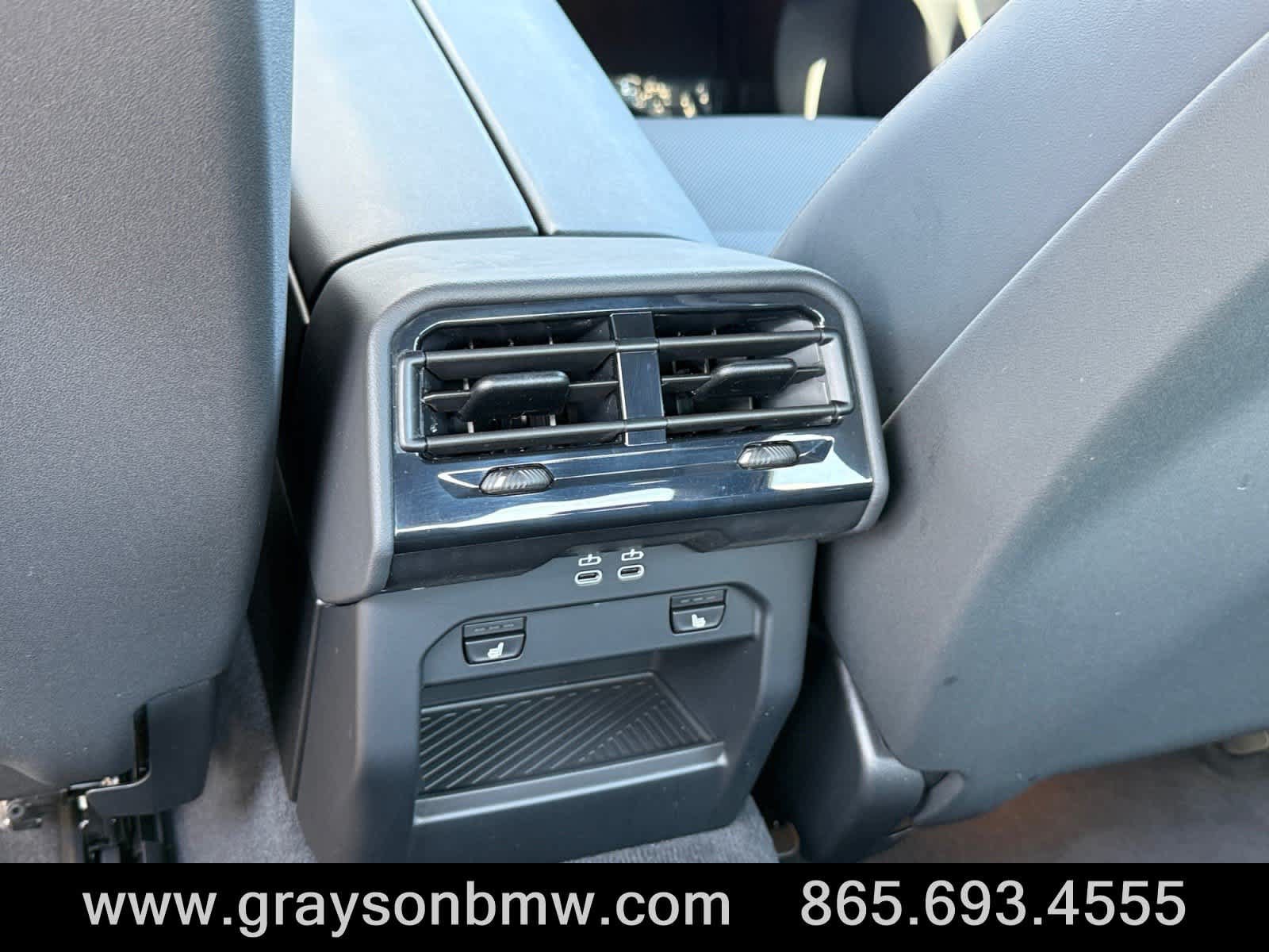 Used 2026 BMW 540i xDrive w/ Premium Package AWD/4WD image 21