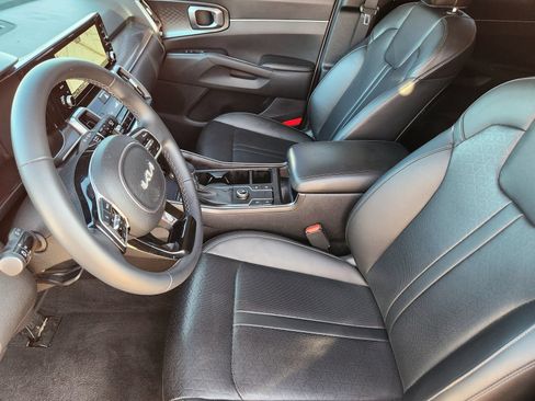 Used 2023 Kia Sorento S w/ Panoramic Sunroof Package FWD image 21