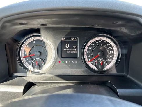 Used 2020 RAM 1500 Classic SLT AWD/4WD image 16