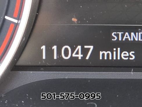 Used 2025 Nissan Rogue SV w/ SV Premium Package FWD image 33
