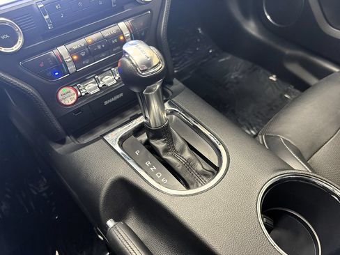 Used 2016 Ford Mustang GT Premium RWD image 37