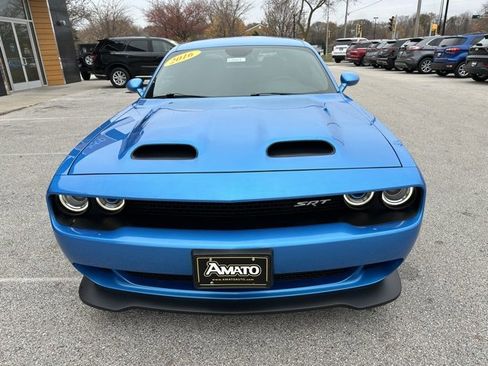 Used 2016 Dodge Challenger SRT Hellcat image 3