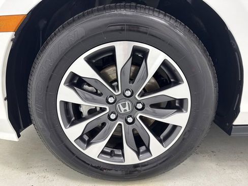 Used 2024 Honda Odyssey EX-L image 38