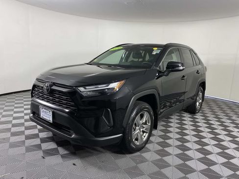 Used 2024 Toyota RAV4 XLE w/ Convenience Package AWD/4WD image 4