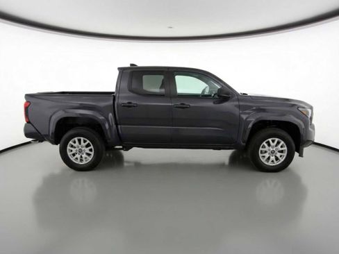 Certified 2025 Toyota Tacoma SR5 image 6