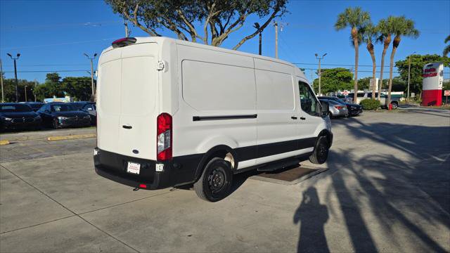 Used 2023 Ford E-Transit Medium Roof RWD image 8